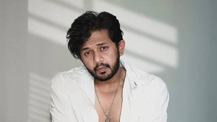 Sanket Korlekar slams a Netizen as he called his content useless actor says you do not pay me for this