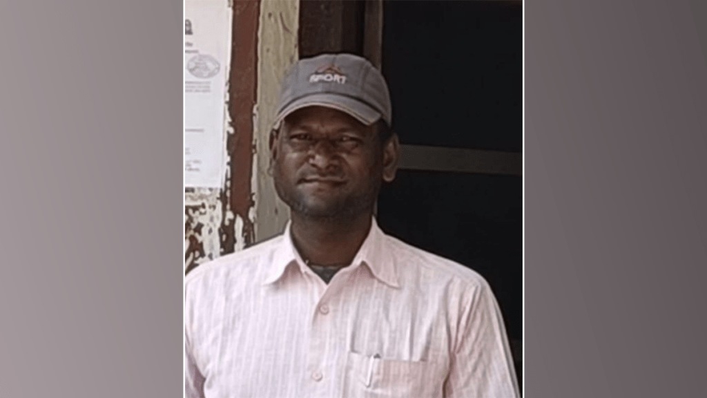 sarpanch of Mudholi Rith under the Ashti police station limits of Gadchiroli committed suicide by hanging himself sarpanch of Mudholi Rith under the Ashti police station limits of Gadchiroli committed suicide by hanging himself