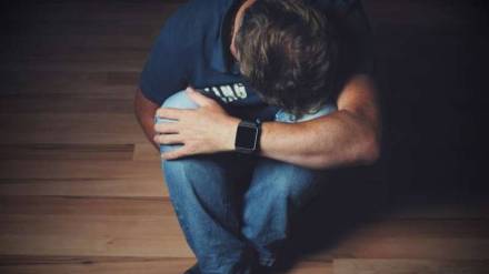 Two 12th standard students commit suicide in Jalgaon district due to low marks