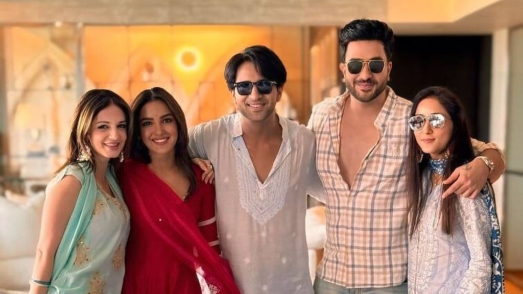 Sussanne Khan Jasmin Bhasin Sussanne Khan Jasmin Bhasin