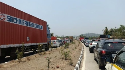 Office workers and tourists are facing traffic jams on their route due to the delayed road-widening work Indapur to Mangaon is getting blocked