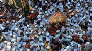 tukaram maharaj palkhi route road safety campaign chitrarath by Transport department