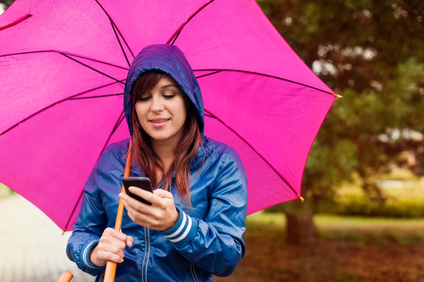 10 ways to keep your smartphone protected during monsoon season