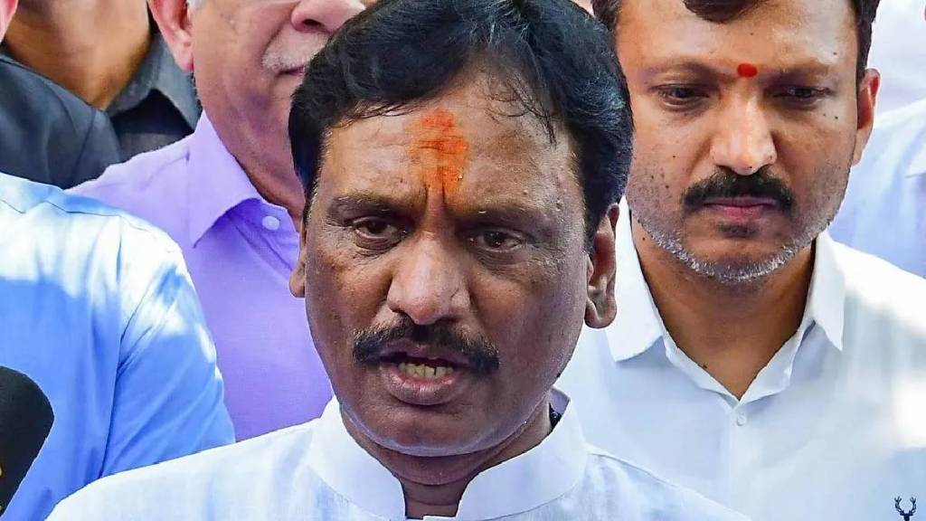Leader of Opposition in the Legislative Council Ambadas Danve criticized the governments 100 day progress report Leader of Opposition in the Legislative Council Ambadas Danve criticized the governments 100 day progress report