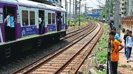Passenger injured Wednesday possibly fell from local train between Borivali and Dahisar stations