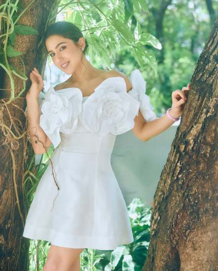 तिने कमी वेळातच इंडस्ट्रीत स्वतःची वेगळी ओळख निर्माण केली आहे.