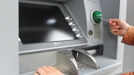 Shops restaurants ATMs to soon be available at two stations on Metro 3 mumbai
