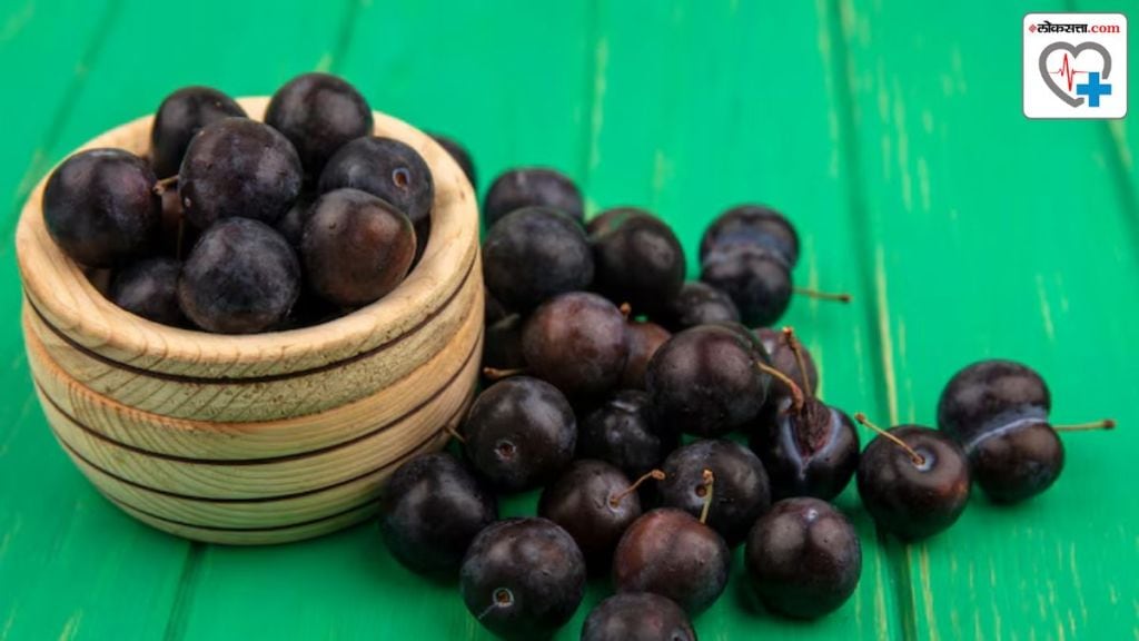 Jamun fruits for fatty liver