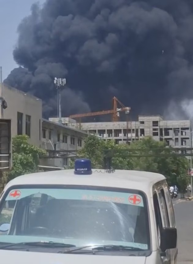 Air India Ahmedabad Plane Crash 2025 Crew Members From Maharashtra