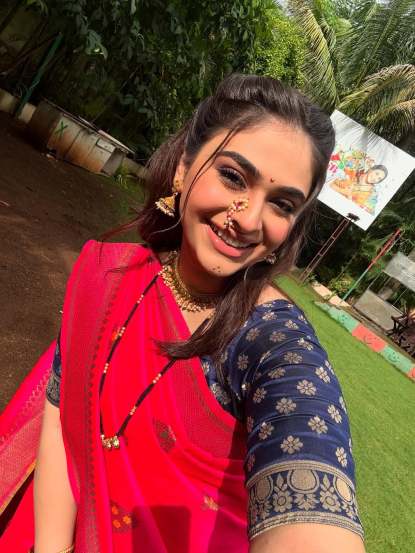 Aishwarya Shete Pink Saree Look