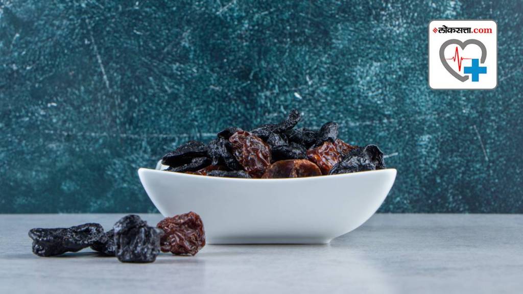 Ajwa dates with cold milk Benefits In Marathi