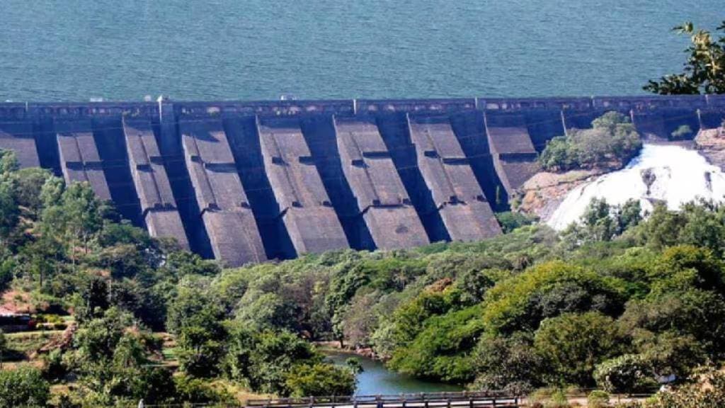 Akole rain slows down but Bhandardara records 4 TMC Rise Akole rain slows down but Bhandardara records 4 TMC Rise