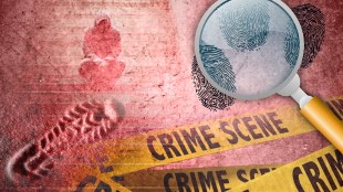 uttar pradesh passenger robbed at kalyan station skywalk by drug addicts criminals