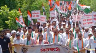 Congress organizes farmers self esteem march in Dabhadi