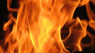 Fire broke out in DEMU train coach from Daund to Pune near Yavat on Monday