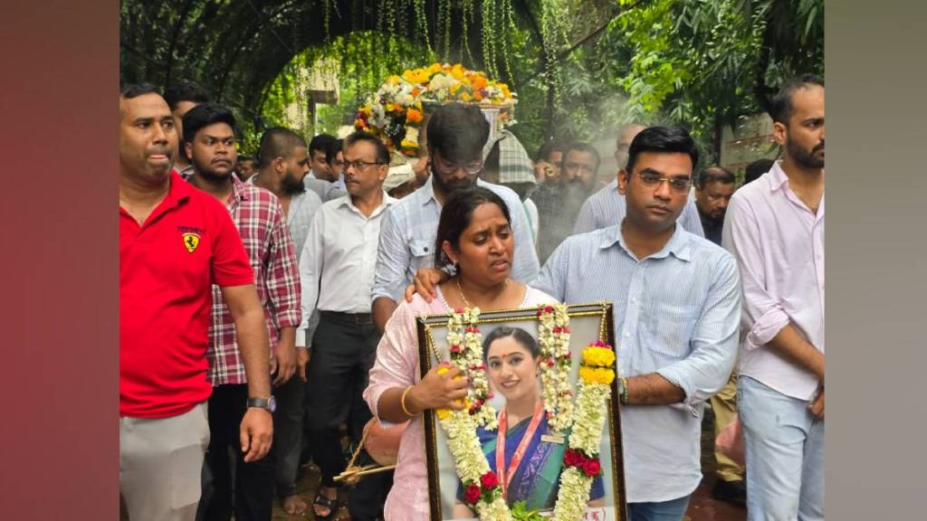 Ahmedabad air india plane crash Funeral of flight attendant Dombivli