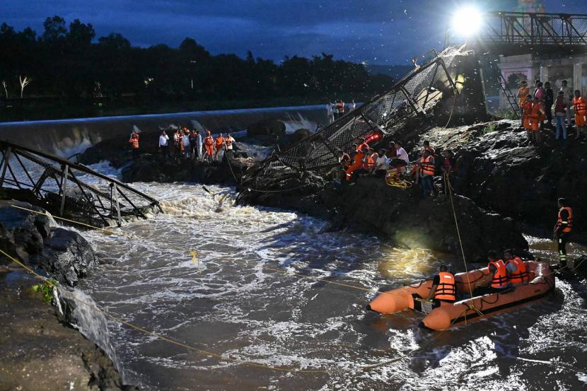 Kundmala Bridge Collapse Pune Latest Updates in Marathi