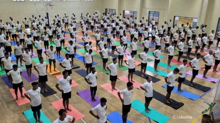 International yoga day Bhakti Yoga performance held at Chhatrapati Shivaji Stadium in Sangli
