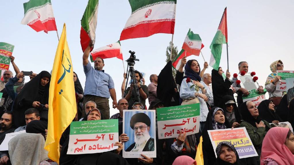 Iran hangs Israeli spies