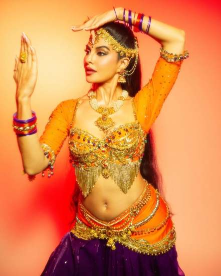 Jacqueline Fernandez, Jacqueline Fernandez Dazzling Look