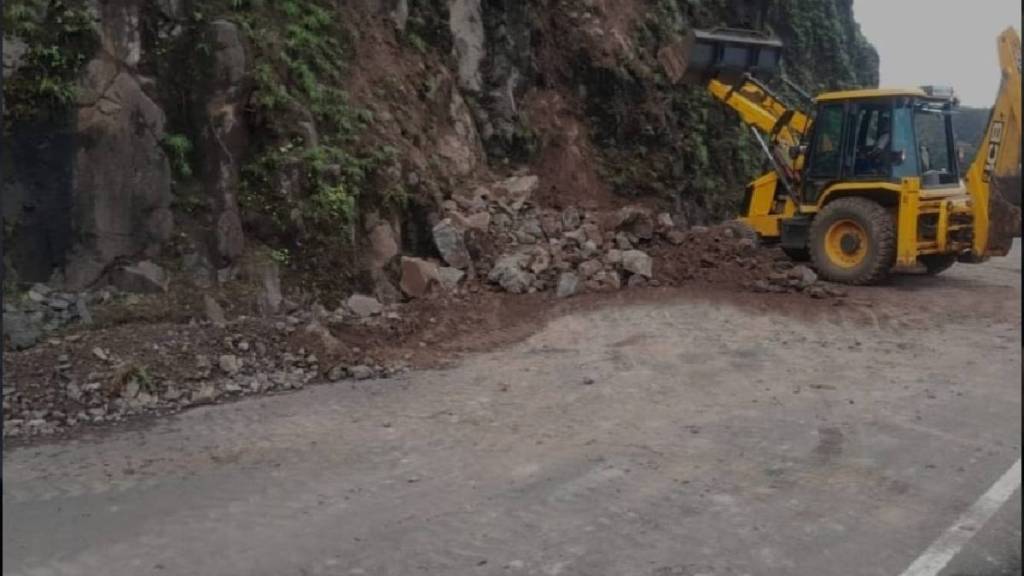 Landslide in Bhuibawada Ghat Kharepatan Gaganbawda road Vaibhavwadi taluka, road traffic affected konkan