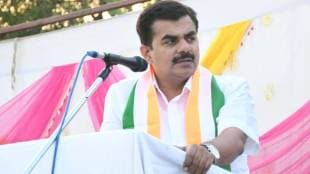 MP Ravindra Chavan complains about open sale of drugs