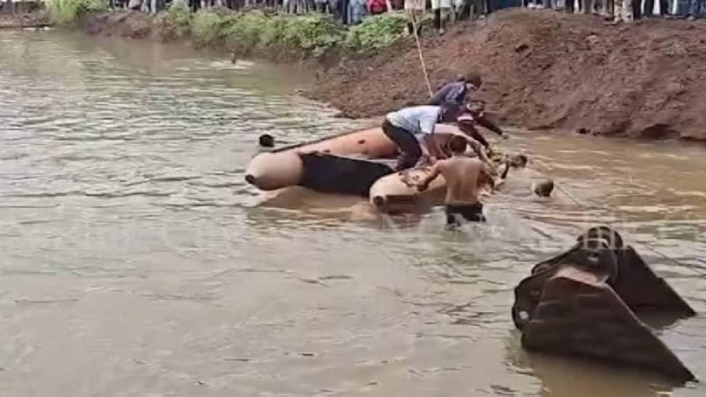 Three minor boys die after drowning in a pit dug in Nashik