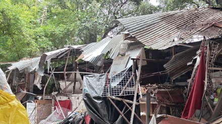 Encroachment action on Gokhale Road pune