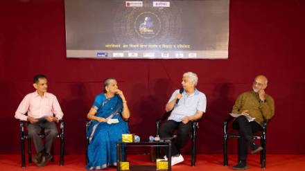 Dignitaries said Sunitabai Deshpandes book shows ideal 54 year medical complementary cohabitation with brother