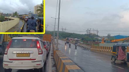 Inadequate narrow flyover, flyover Kalyan to Badlapur,