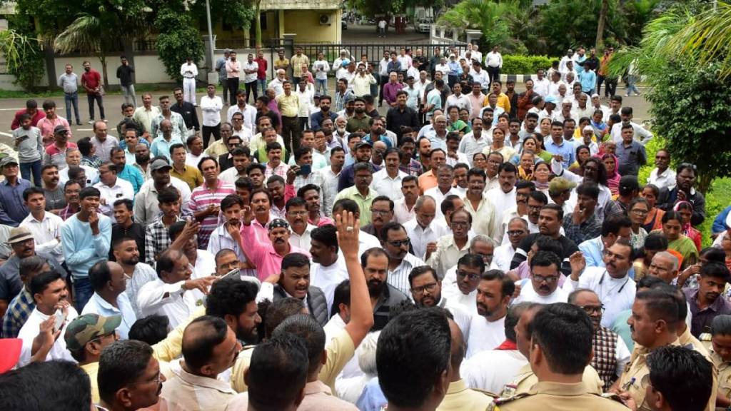Christians society march demand case against Gopichand Padalkar Christians society march demand case against Gopichand Padalkar