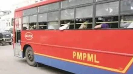 PMPML MD Deepa Mudhol-Munde instructions bus service improvements
