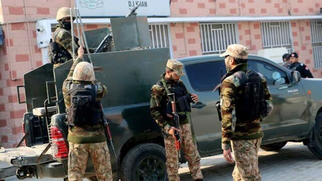 Pakistani Military Convoy