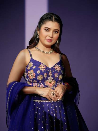 Prajakta Mali Pink Lehenga Look