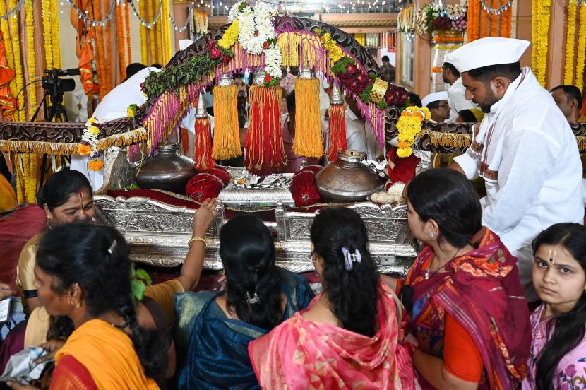 Prapti Redkar Ashadhi Ekadashi 2025 Wari