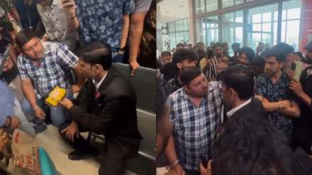 Pune Airport News SpiceJet Staff