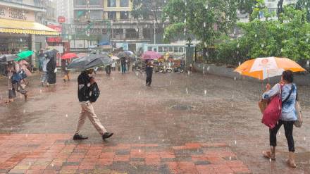 Mumbai city average rainfall month of June