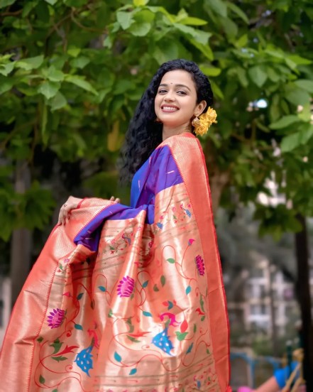 Rashmi Anpat Aari Work Blouse Design