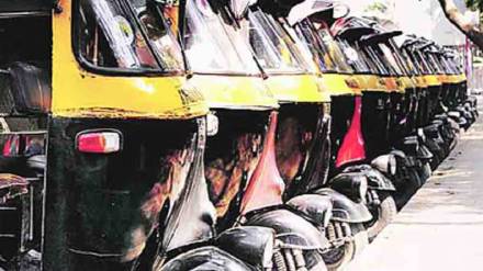 FIR registered against two rickshaw drivers for obstructing traffic in Dombivli West