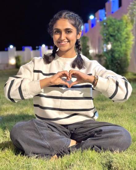 Rinku Rajguru Nature Photoshoot No Makeup Look