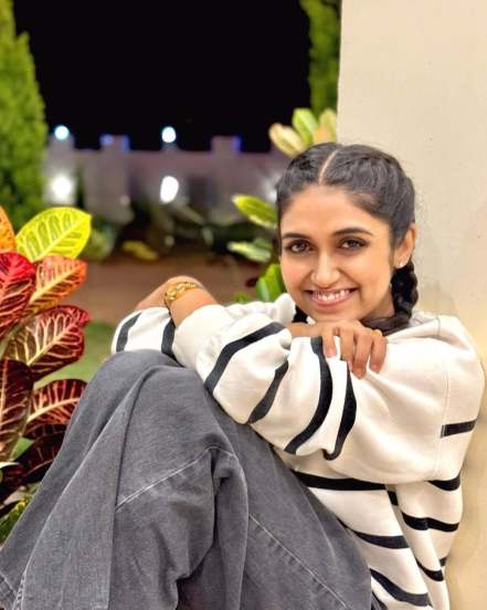 Rinku Rajguru Nature Photoshoot No Makeup Look