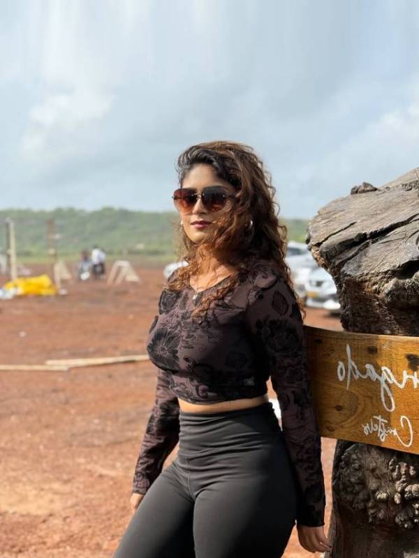 Sanjana Kale, Marathi Actress Sanjana Kale stylish look