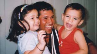 Sara wishes SachinTendulkar on Fathers Day with cutest throwback moments see unseen photos