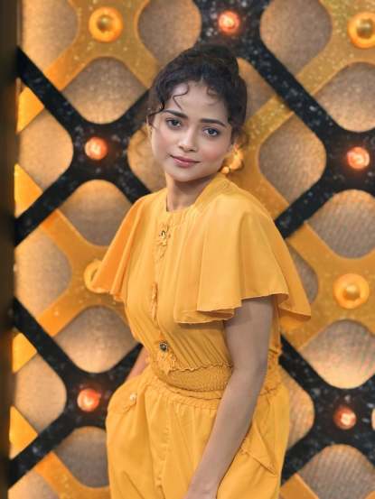 Shivali Parab Yellow Co-Ord Set Look