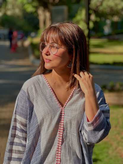 हिना खान ही फिटनेसबाबत नेहमीच जागरूक राहिली आहे आणि ती अनेकदा तिच्या चाहत्यांना निरोगी जीवनशैली स्वीकारण्यासाठी प्रोत्साहित करते.