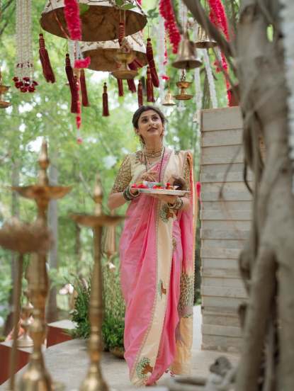 ankita walawalkar celebrates vat purnima