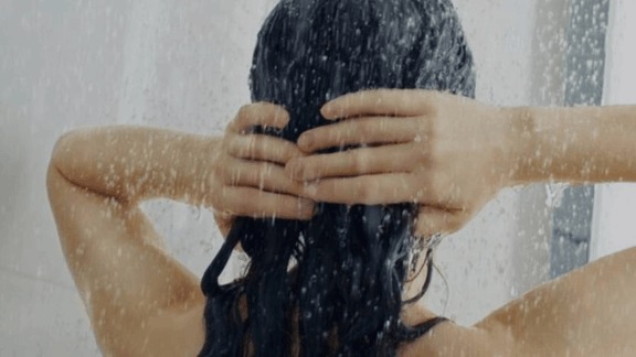 Best time to bath in morning by ayurveda know time