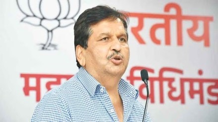 mangalprabhat Lodha assured follow up for fast train halt at Parel station