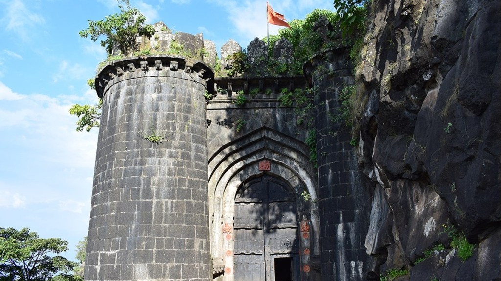 ajinkyatara fort loksatta news