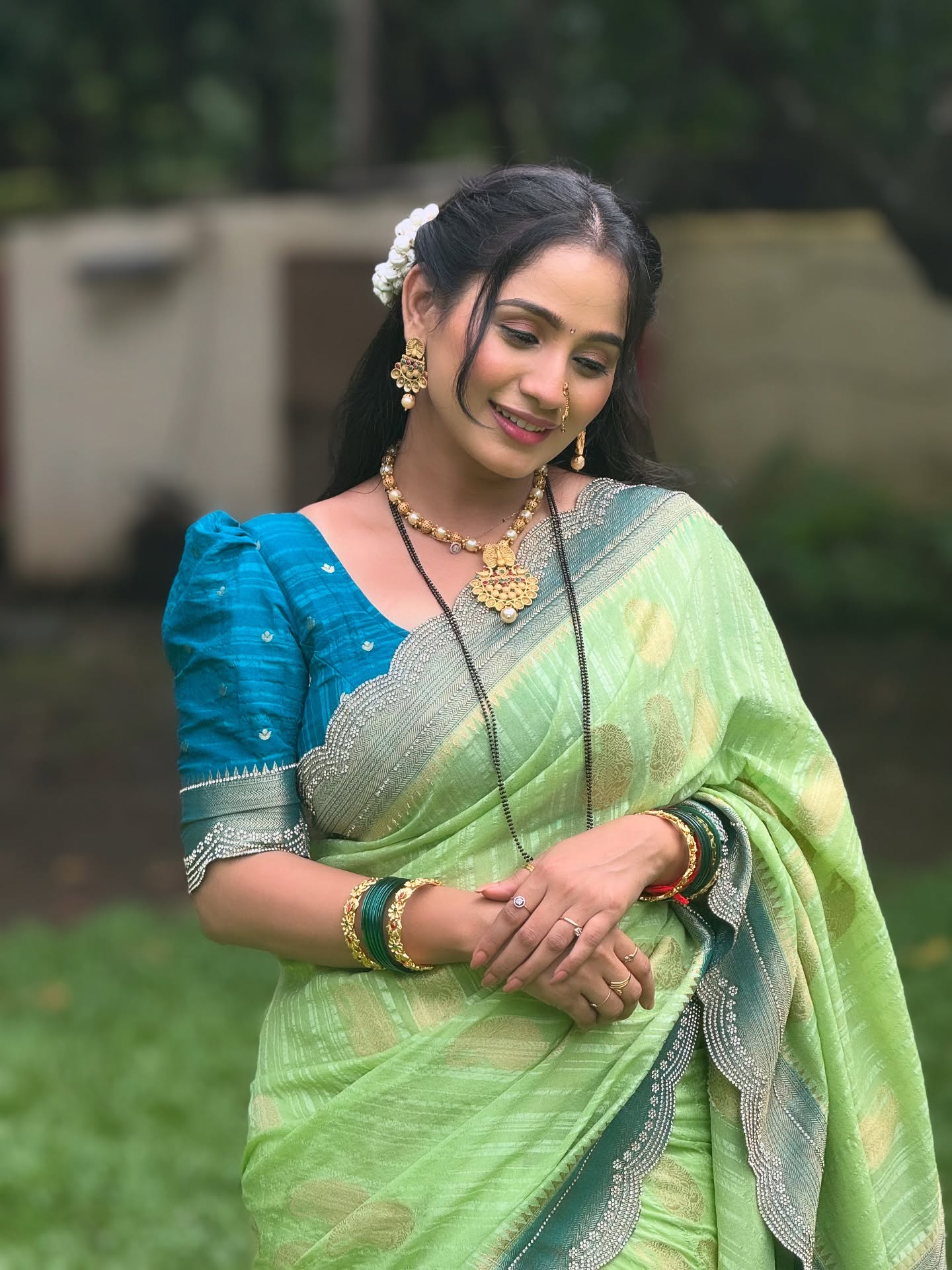 दिव्याने शेअर केलेल्या या फोटोला चाहत्यांनीही लाईक्स आणि कमेंट्सद्वारे चांगलाच प्रतिसाद दिला आहे.